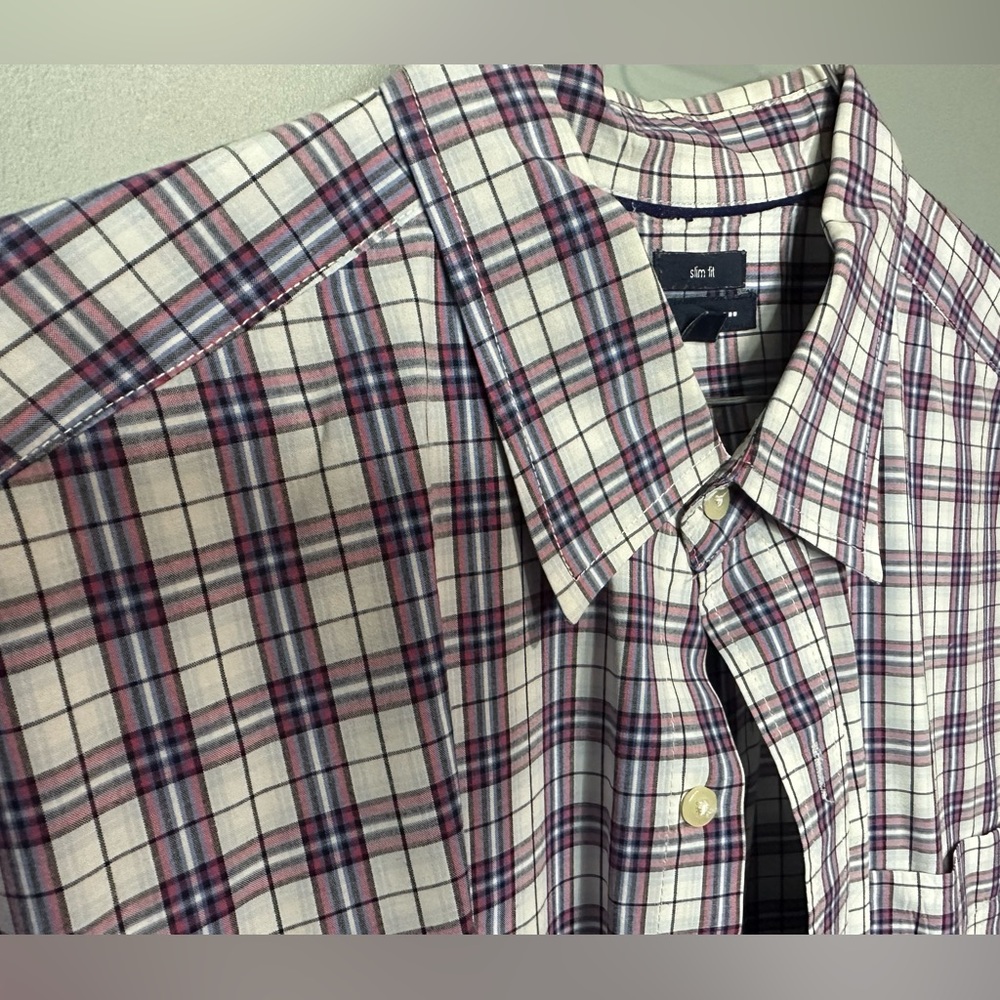 GAP men’s long sleeve plaid button down shirt - Picture 2 of 5